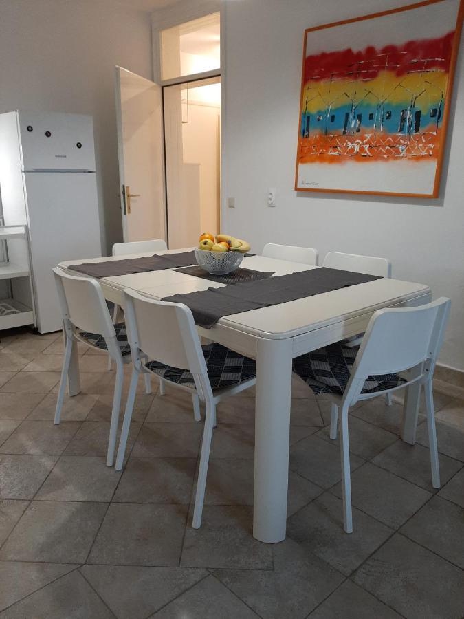Cosy, Sea View Apartment Porat โพราต ภายนอก รูปภาพ