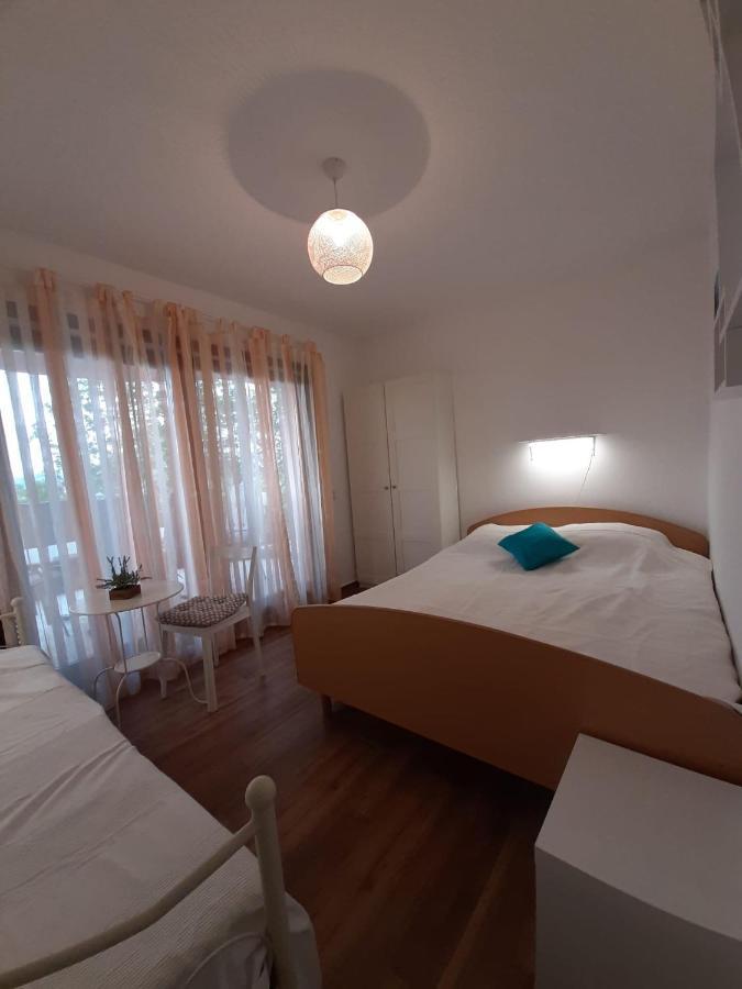 Cosy, Sea View Apartment Porat โพราต ภายนอก รูปภาพ